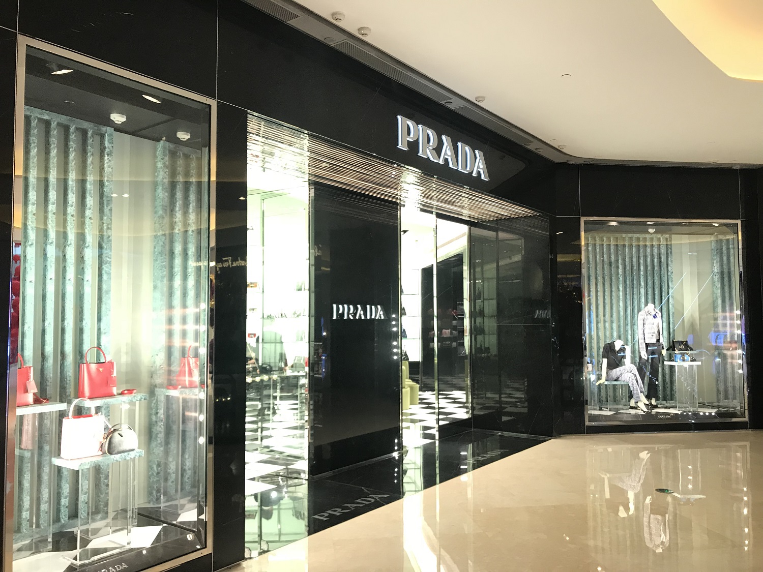 Minimalist retail interior